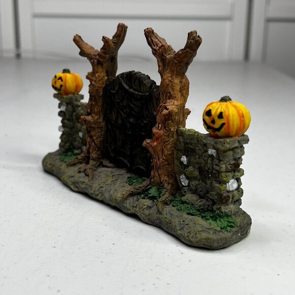 Halloween Spooky Gate With Pumpkin Lanterns & Tree Spirits Resin Figurine - Picture 4 of 8